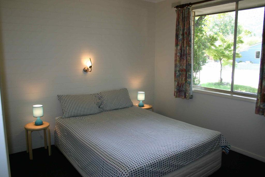 Ageri Holiday Unit Bright Rum bild